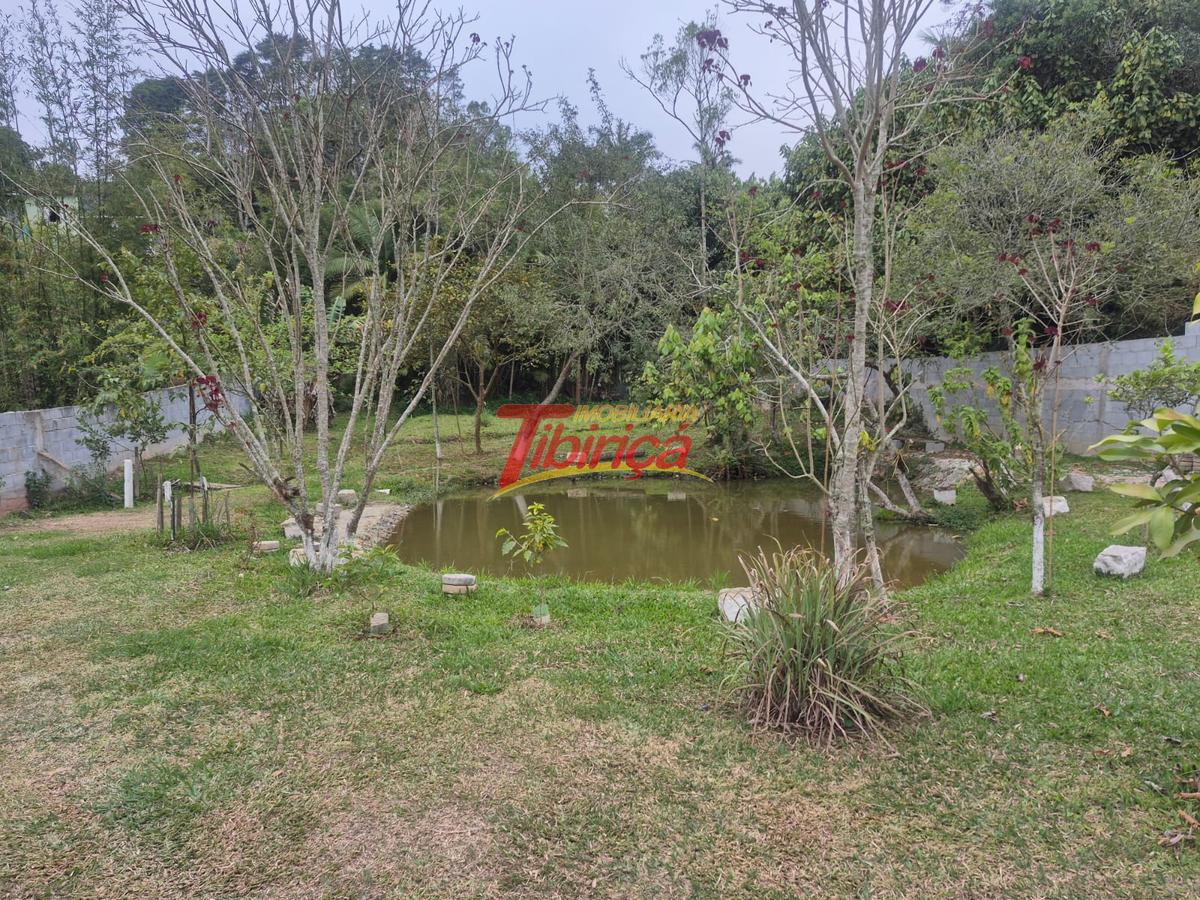 Chácara em Ribeirão Pires – Sítio à Venda com Lago e Churrasqueira